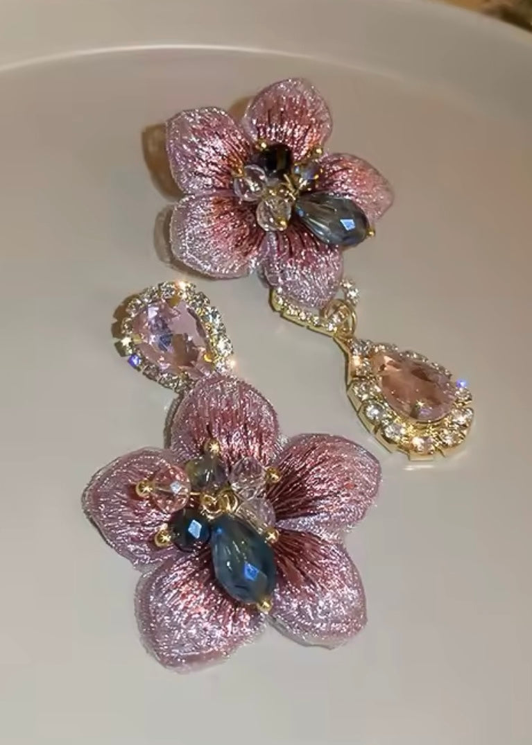 Freya earrings