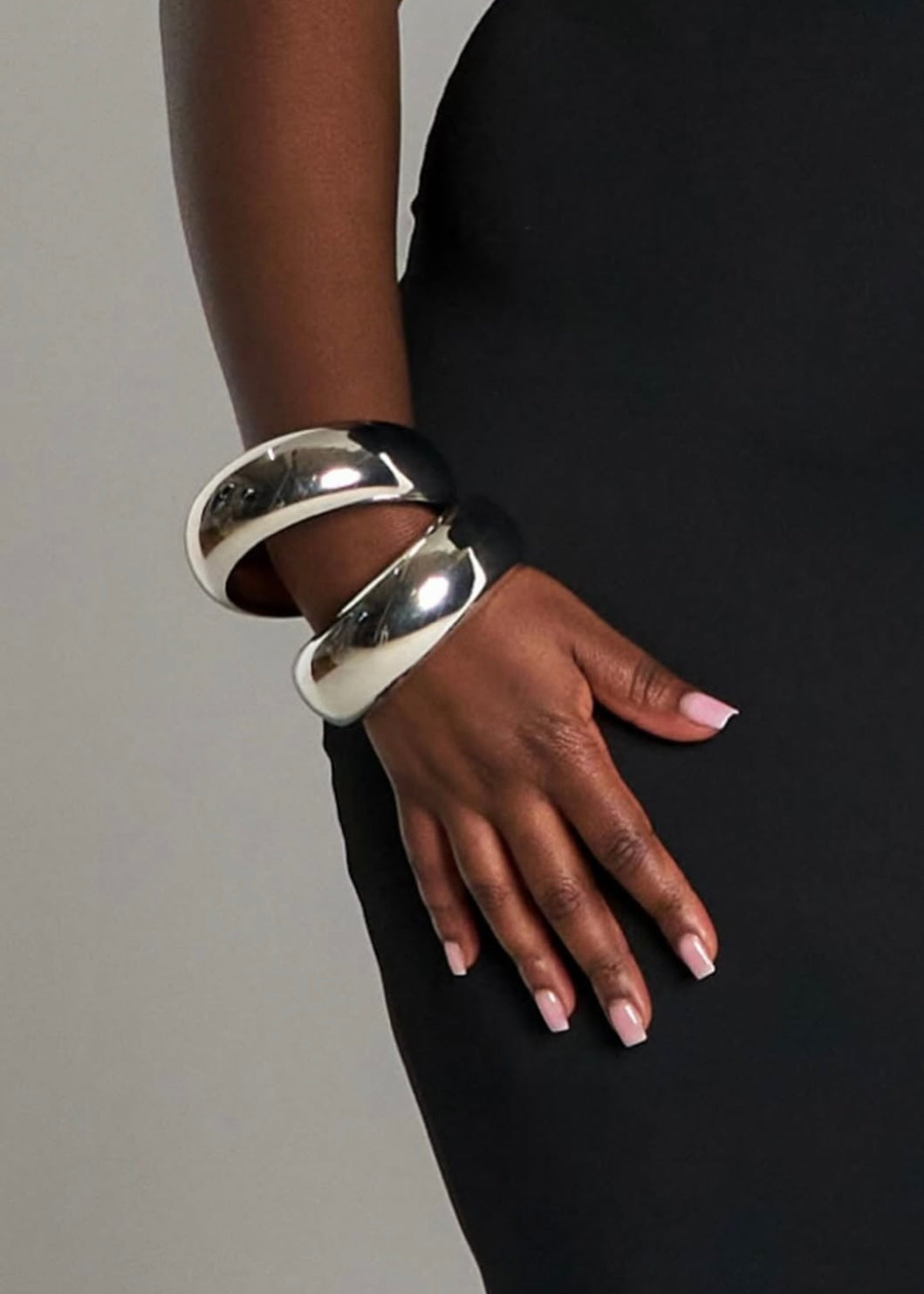 Gold rhya bangle